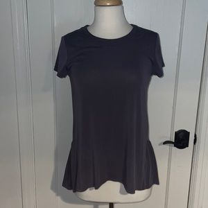 Chelsea28 Ruffle Back Hem Tee Size M